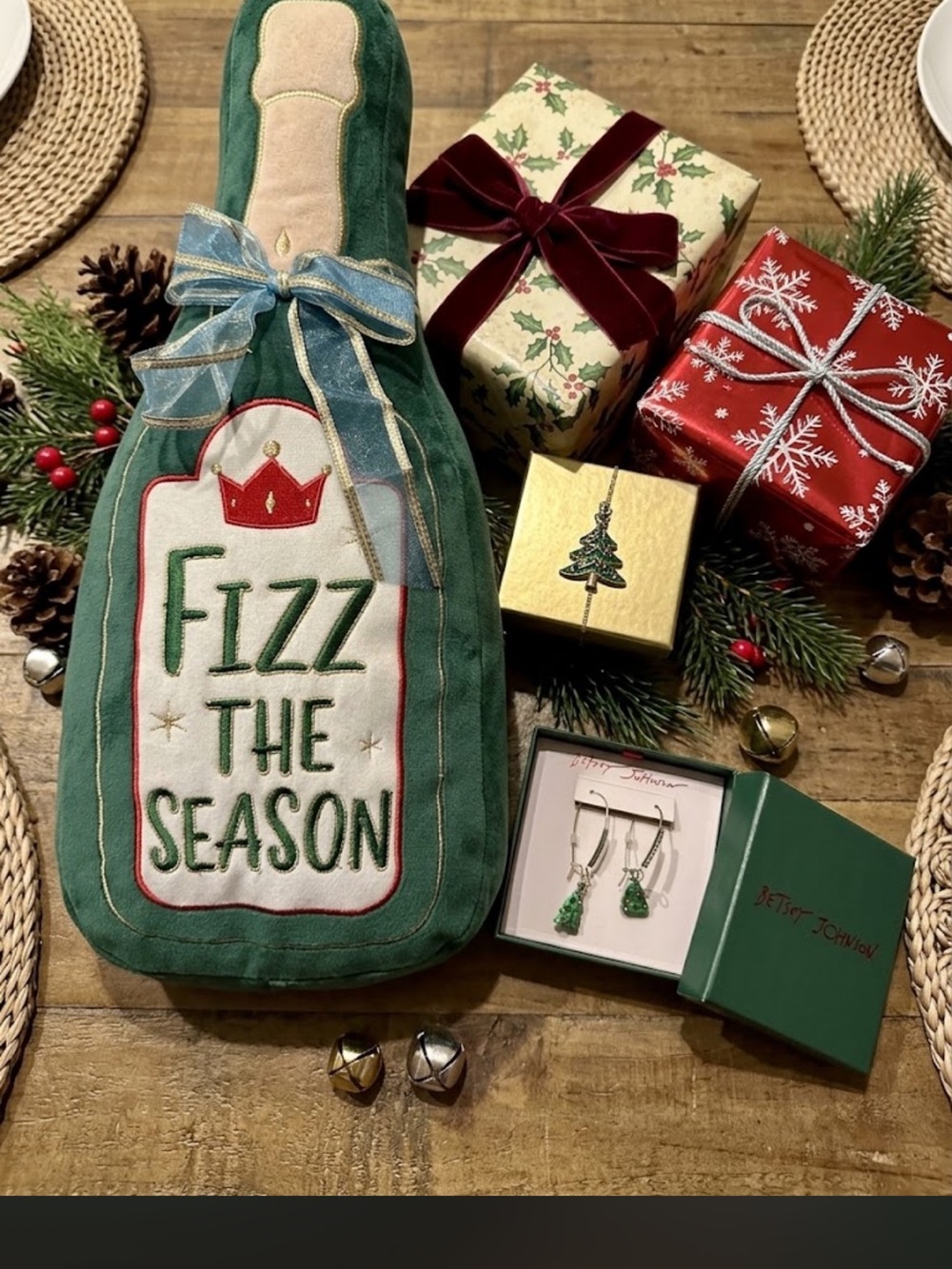 Festive 'Fizz The Season' Pillow - Green Betsy Johnson tree earrings nwt bundle